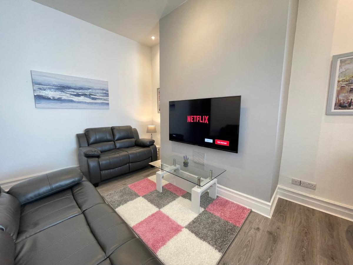 Jacksons Modern Retreat Close To Тайнмут Екстериор снимка