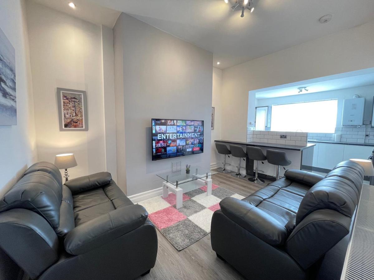 Jacksons Modern Retreat Close To Тайнмут Екстериор снимка