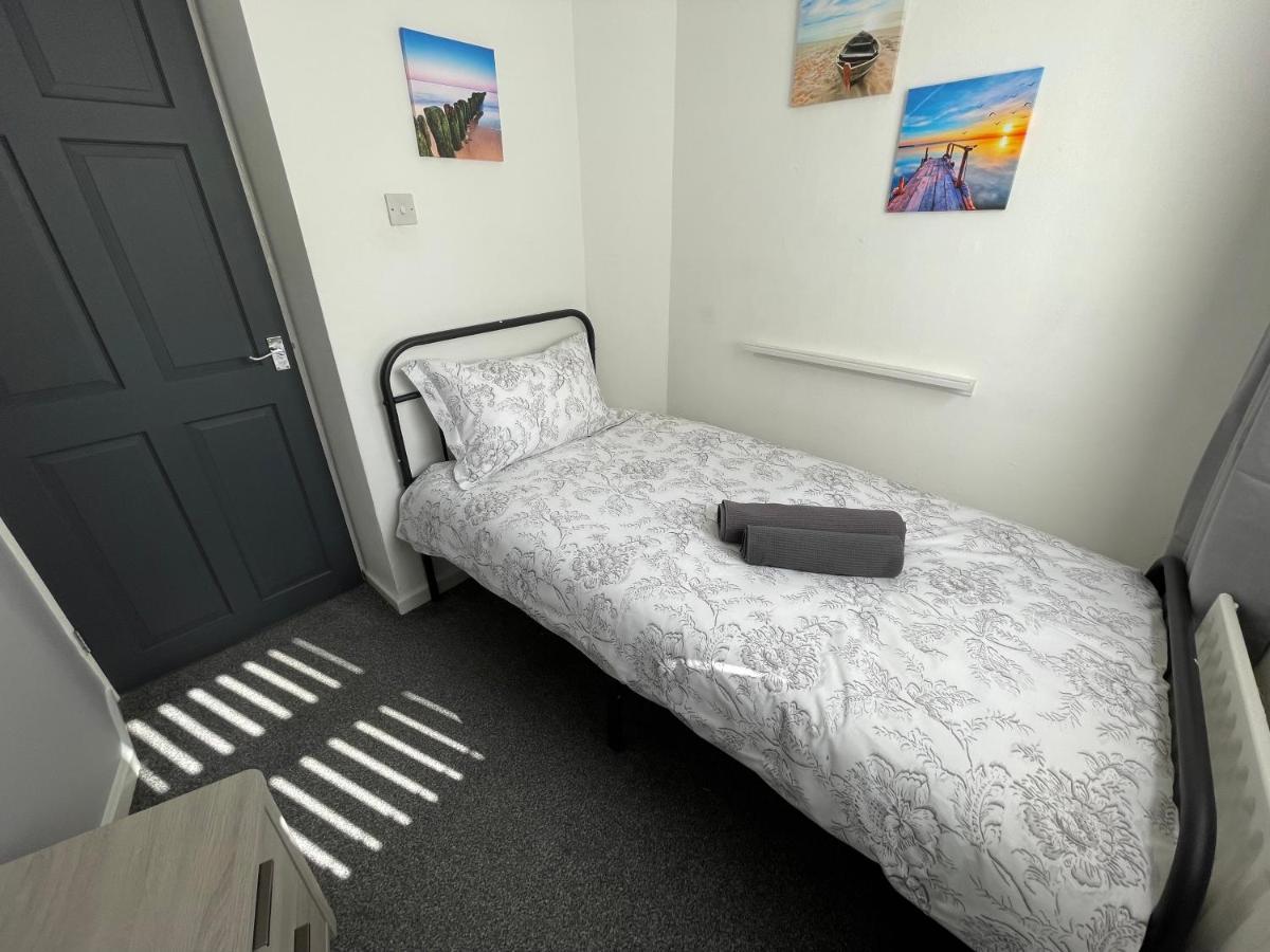 Jacksons Modern Retreat Close To Тайнмут Екстериор снимка