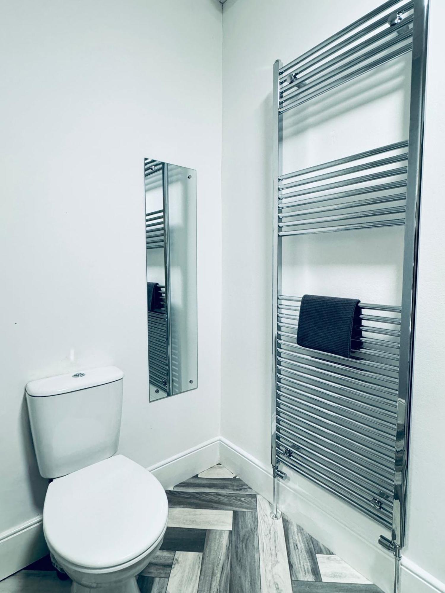 Jacksons Modern Retreat Close To Тайнмут Екстериор снимка