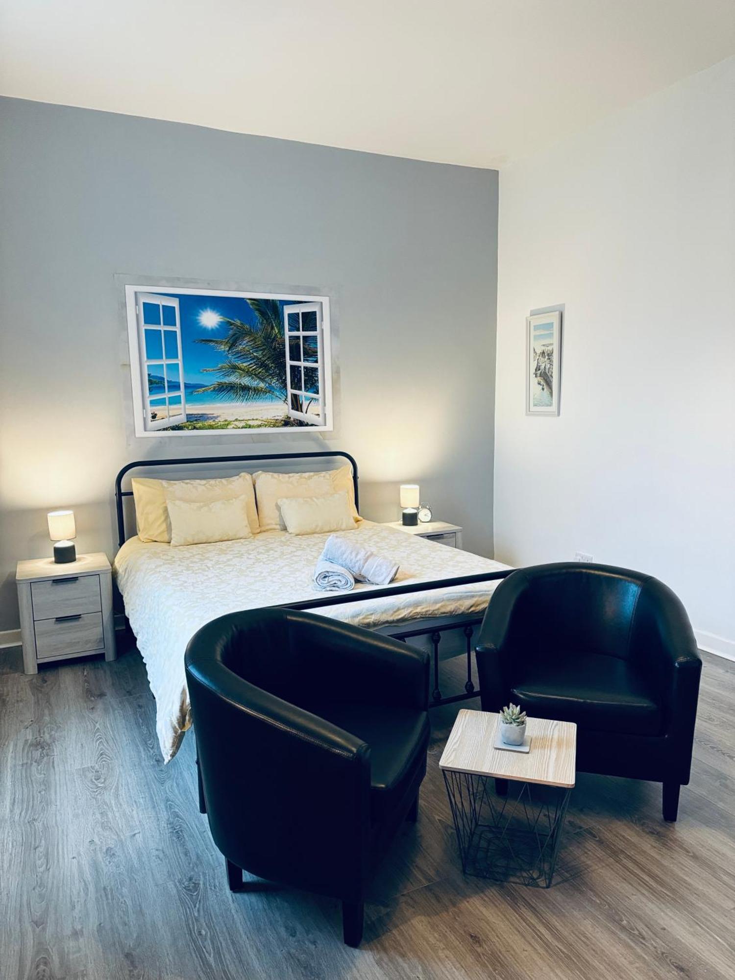 Jacksons Modern Retreat Close To Тайнмут Екстериор снимка