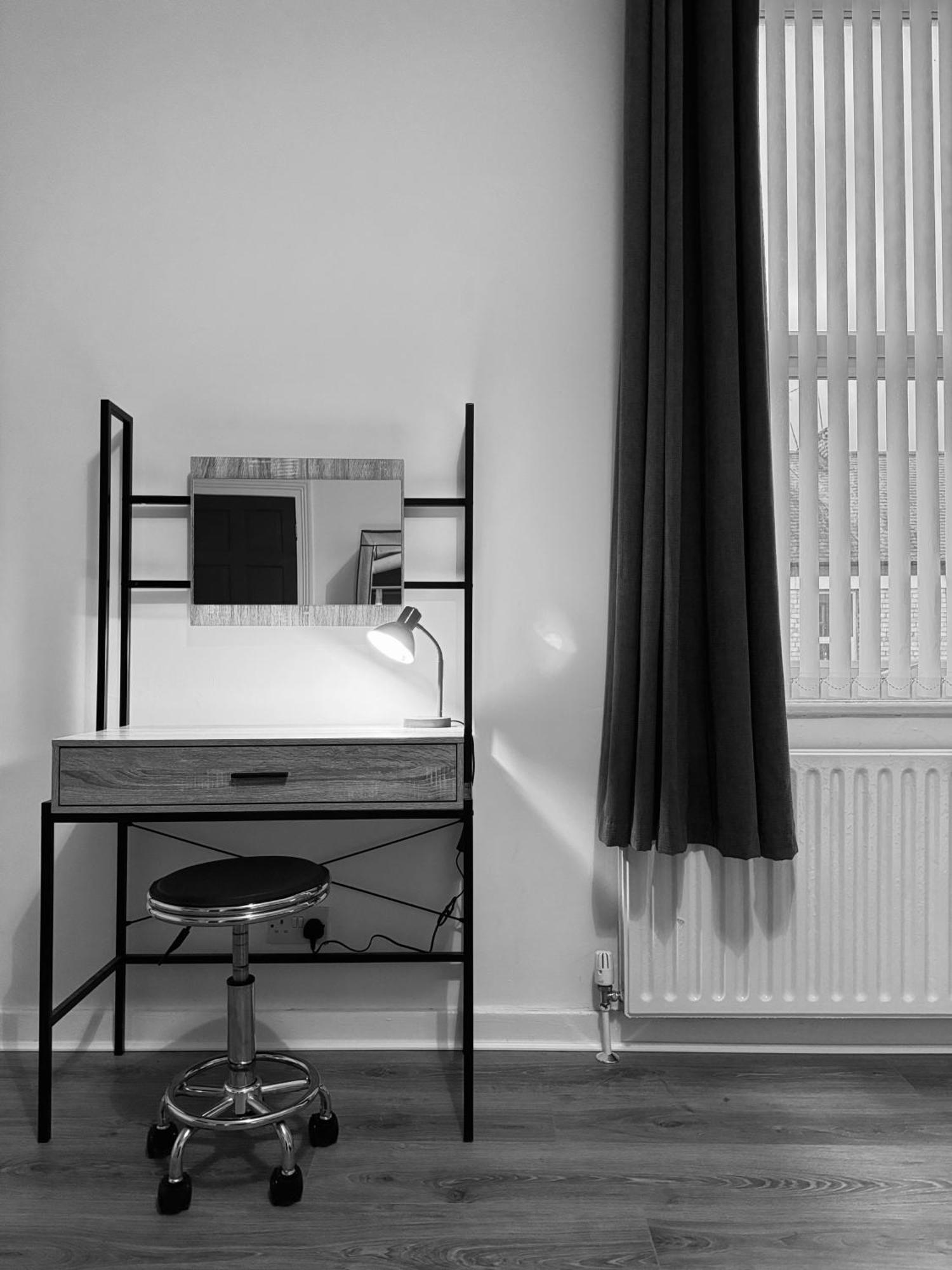 Jacksons Modern Retreat Close To Тайнмут Екстериор снимка